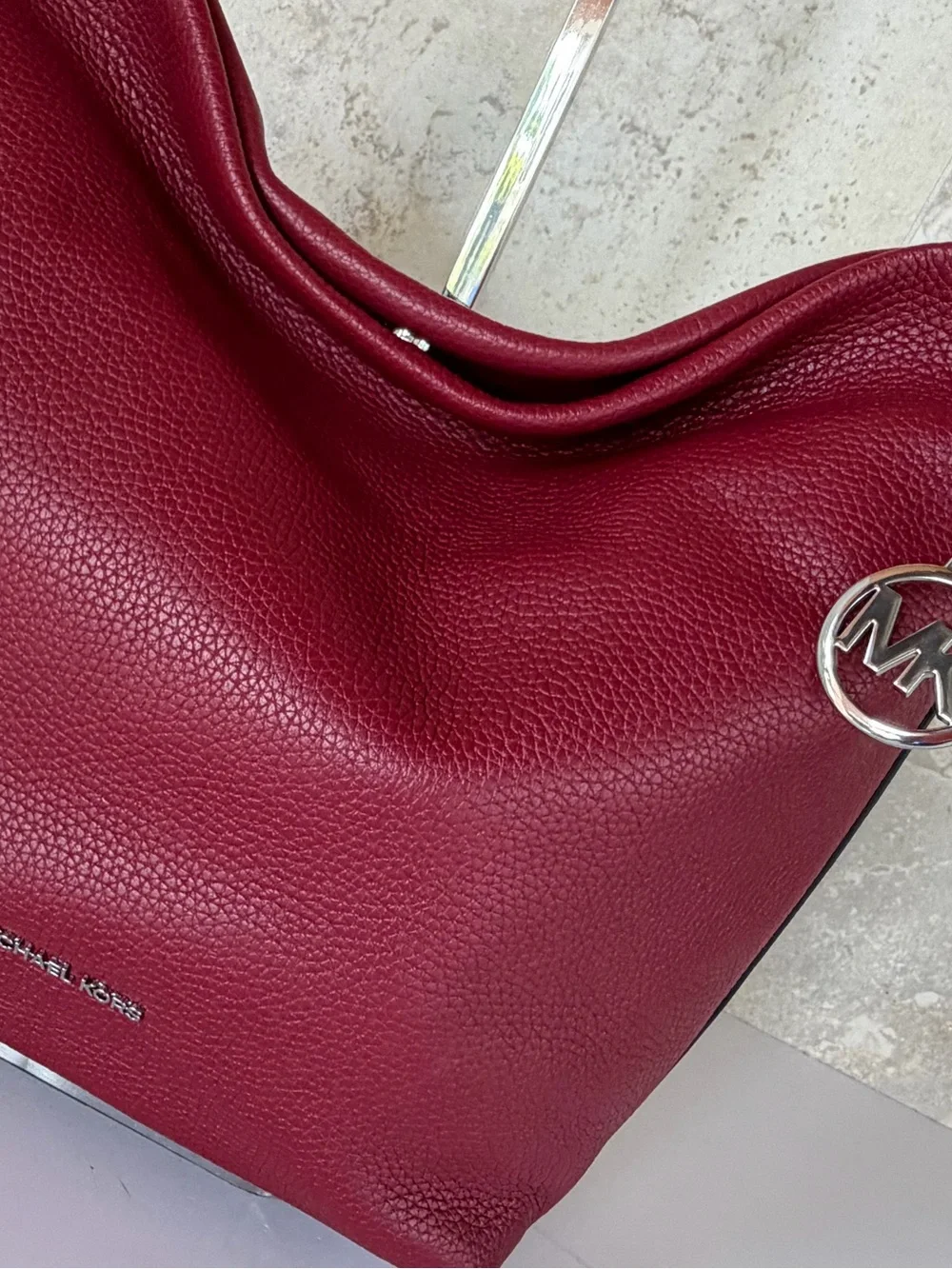 Michael kors Roey MD Bucket Slouchy Hobo Shoulder Bag Maroon